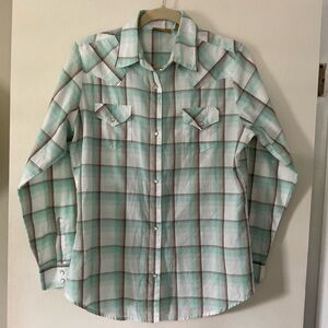 Wrangler pearlsnap size M